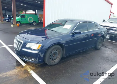 2013 Chrysler 300 Motown from USA, damaged, VIN 2C3CCAAG3DH657127